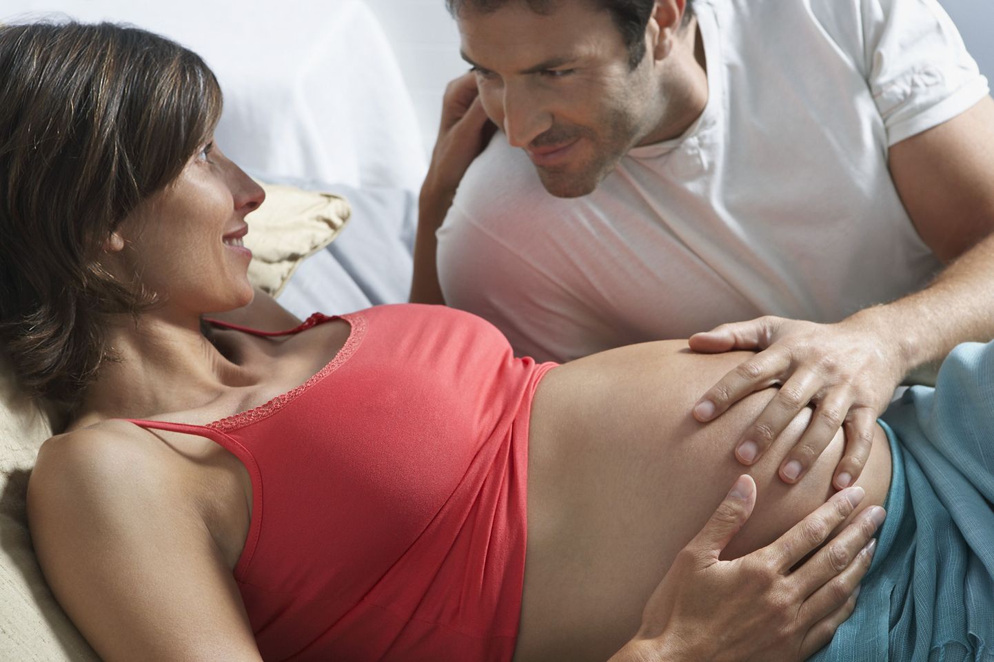 Nurjunud rasedus paneb suhte karmilt proovile.