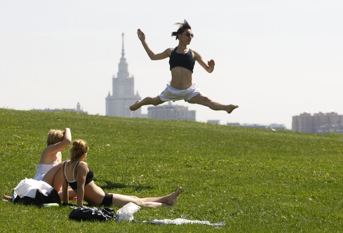 Venemaa pealinnas Moskvas nauditi eile ligi 30-kraadist soojust