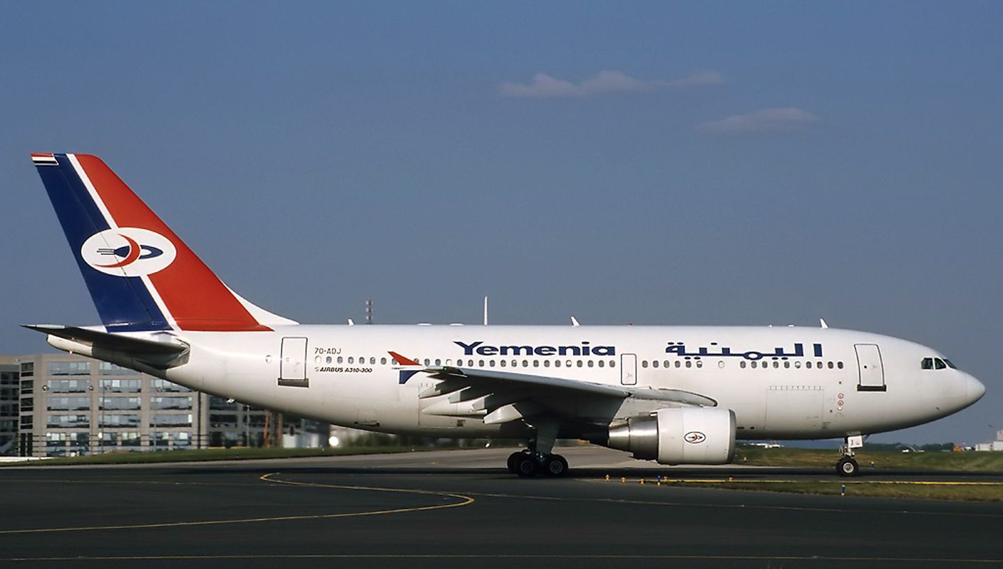 Yemenia reisilennuk Pariisis Charles de Gaulle'i lennuväljal.