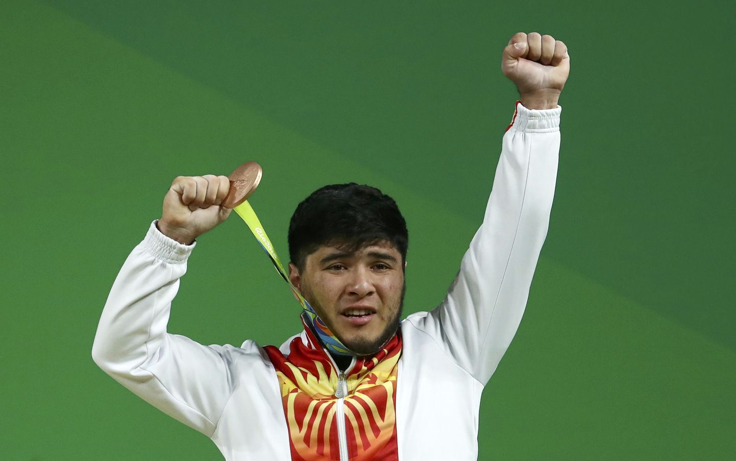 Izzat Artõkov Rio medalitseremoonial.