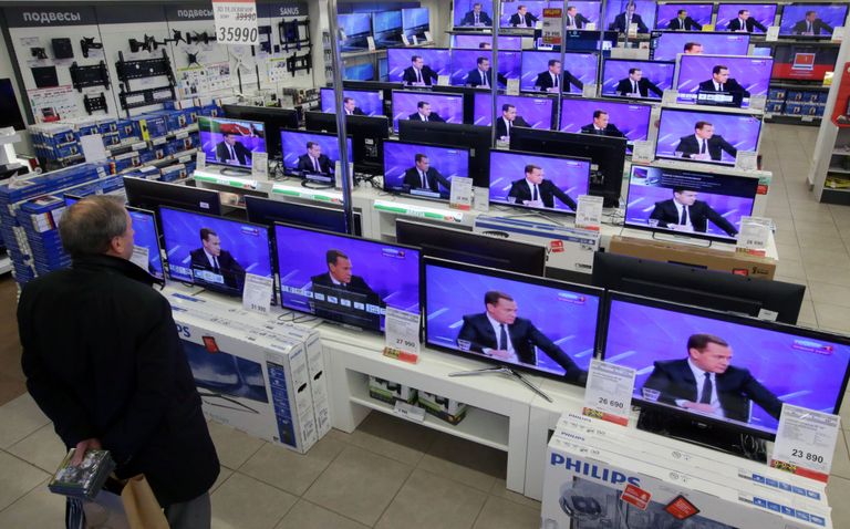 Vene peaminister Dmitri Medvedev andmas intervjuus telekanalis Rossija 1. Foto: Scanpix