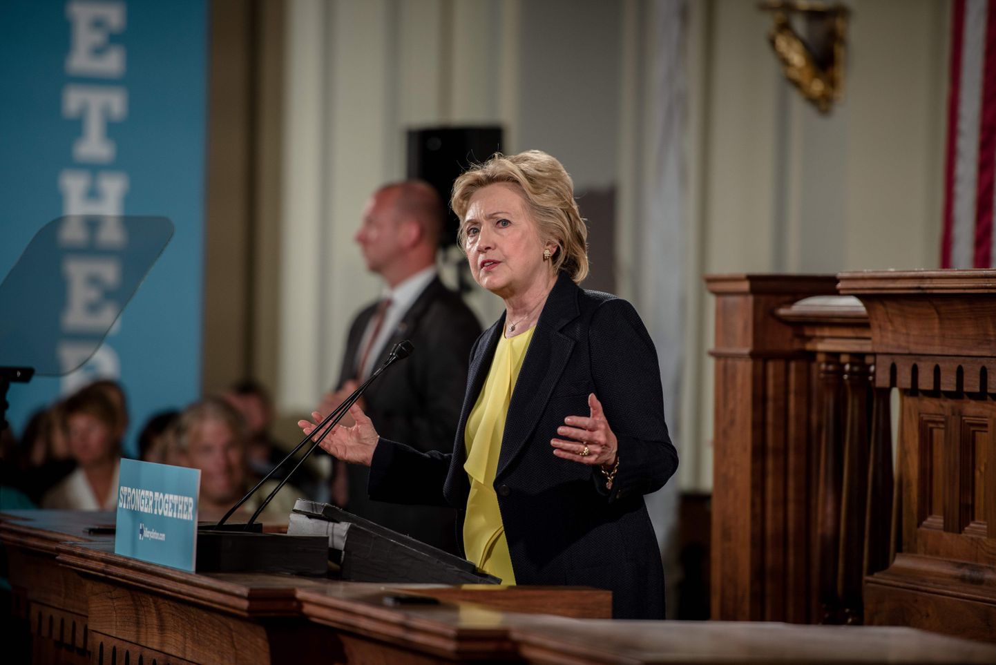 USA demokraatide eeldatav presidendikandidaat Hillary Clinton kõnelemas Springfieldis Illinois' osariigi vanas kongressihoones rassisuhetest.