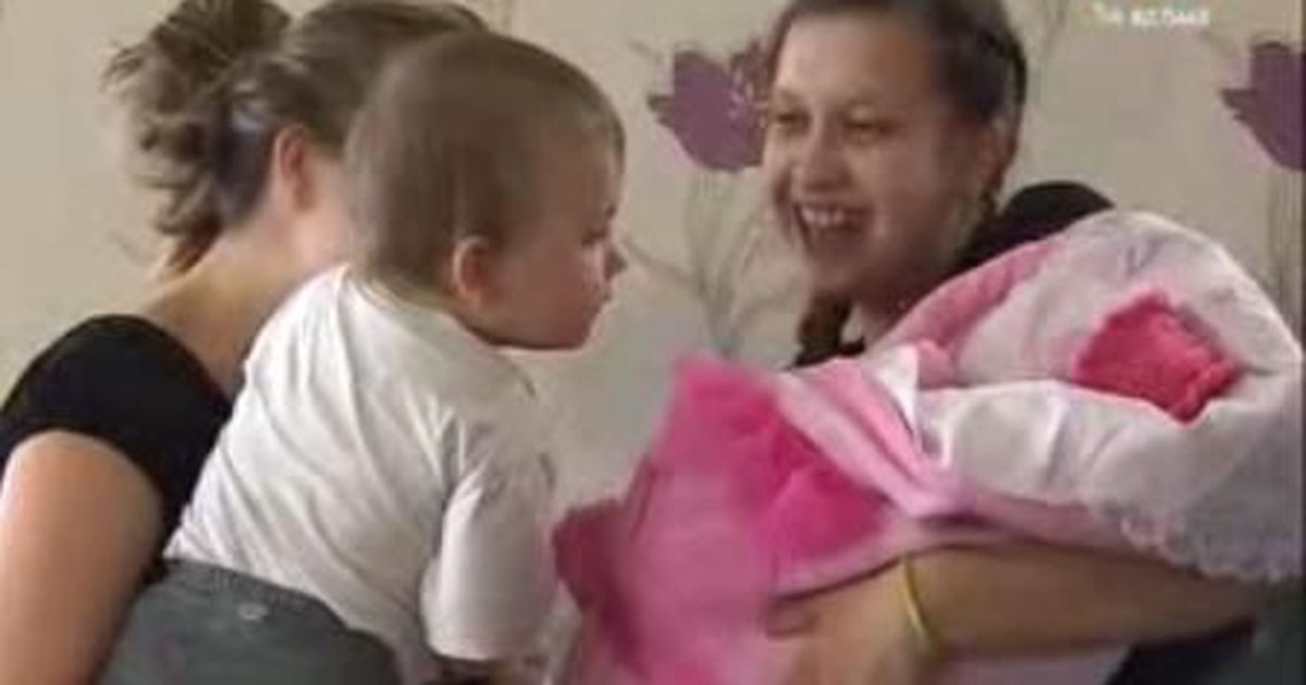 К чему снится беременной купаться 36