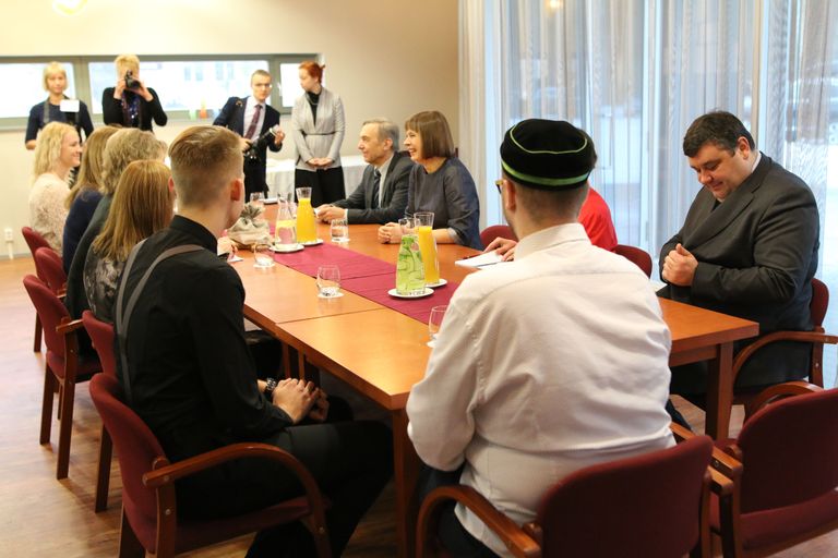 President Kersti Kaljulaid külastas Pärnumaa kutsehariduskeskust.