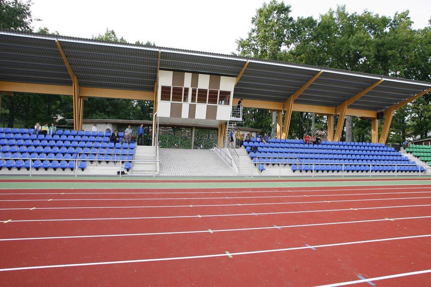 Järvepallimeeskond peab plaanide kohaselt oma esimese rahvusvahelise kohtumise Viljandi linnastaadionil tuleva aasta 3. juunil.