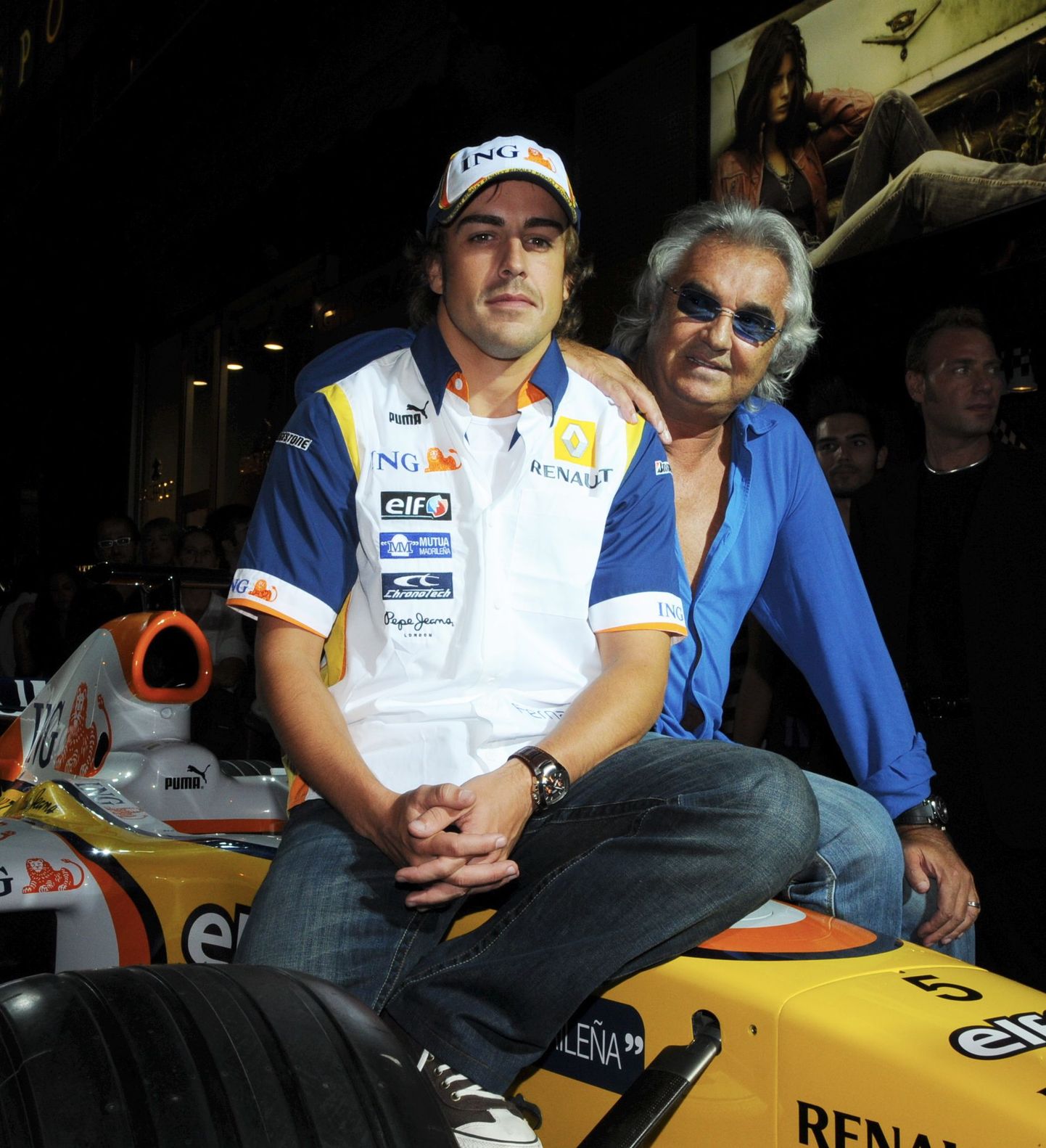 Flavio Briatore koos Fernando Alonsoga 2008. aastal.