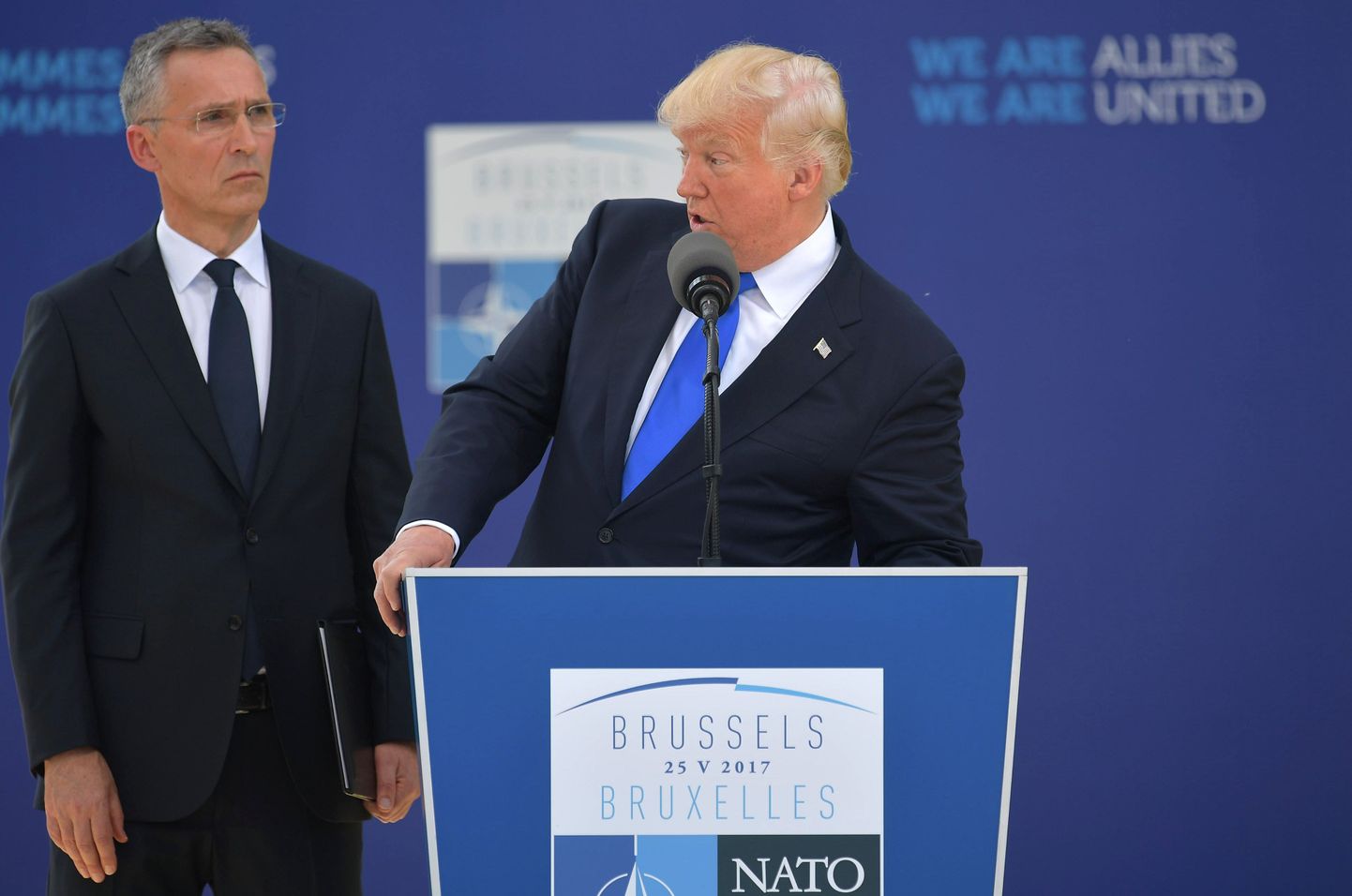 Donald Trump ja NATO peasekretär Jens Stoltenberg.