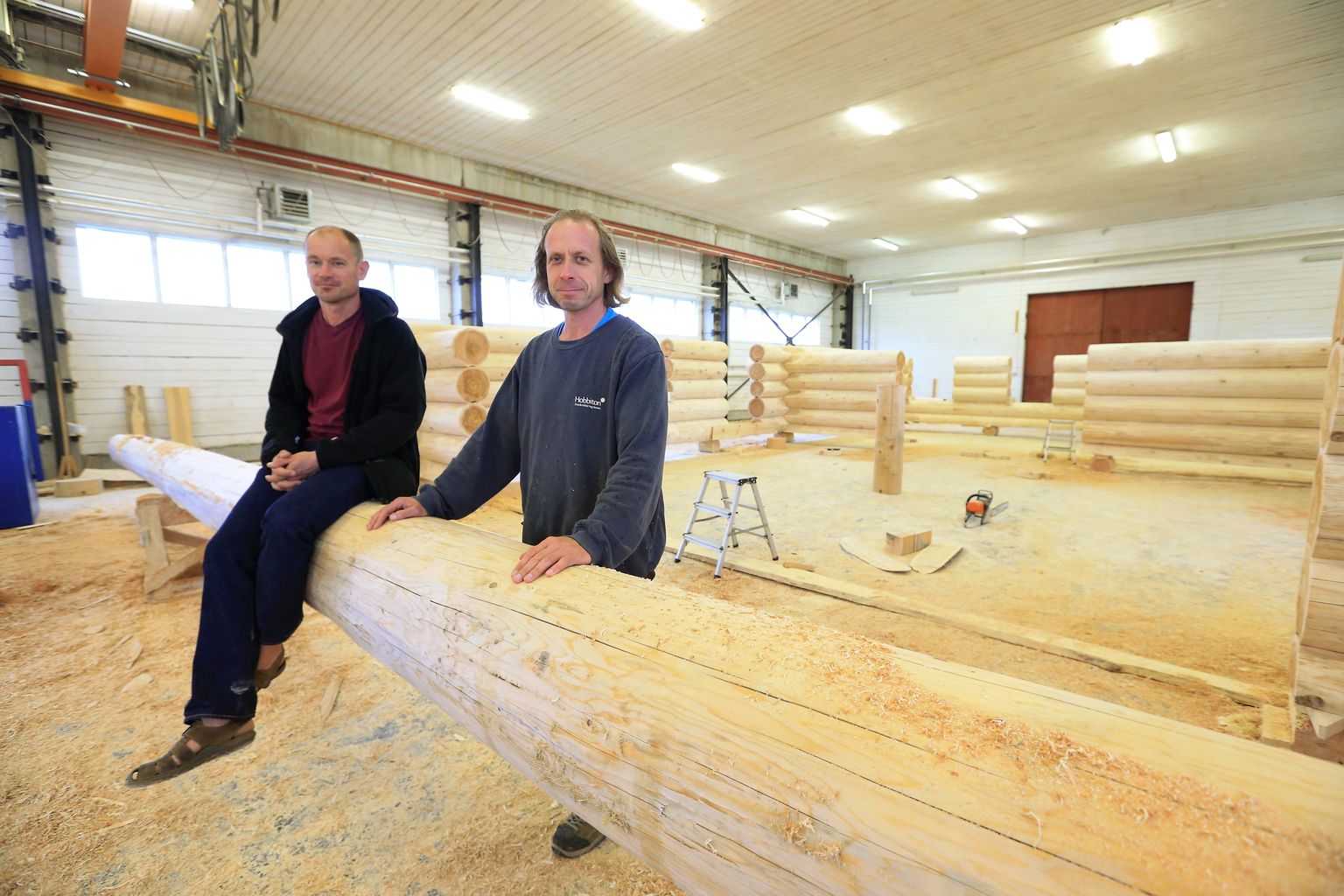 TRT03: ANDRUS PRANGLI & ANDRES UUS : RÄPINA, EESTI, 21AUG17 -
Pildil Hobbiton Home OÜ juhatuse liikmed, tegevjuht Andrus Prangli (vasakul) ja arendusjuht Andres Uus.
ma/Foto MARGUS ANSU TARTU POSTIMEES