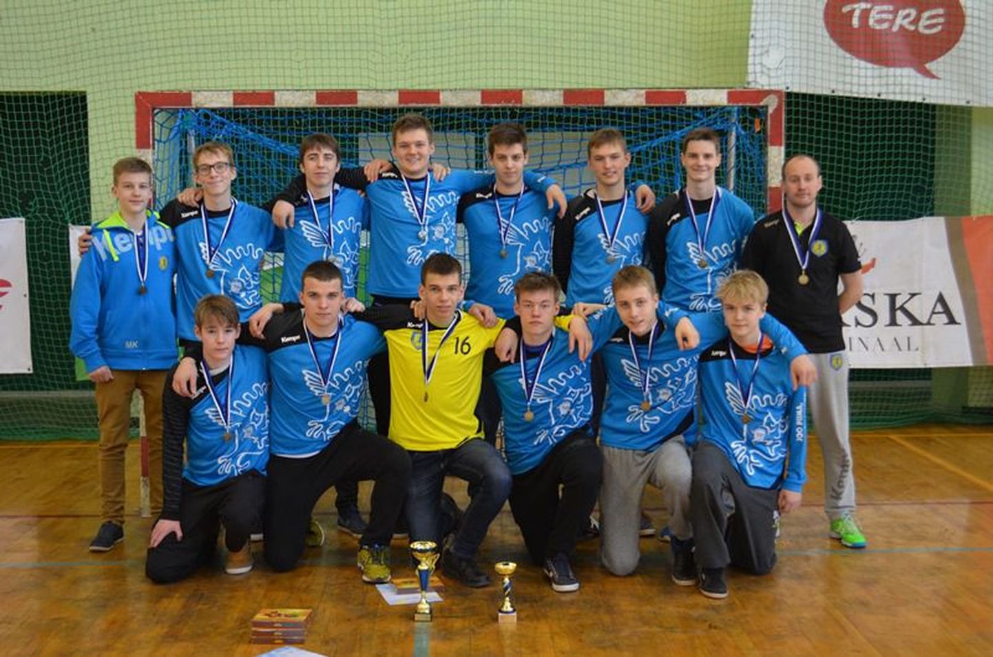 Viljandi spordikooli B-klassi meeskond lõpetas Eesti meistrivõistlused kolmanda kohaga.