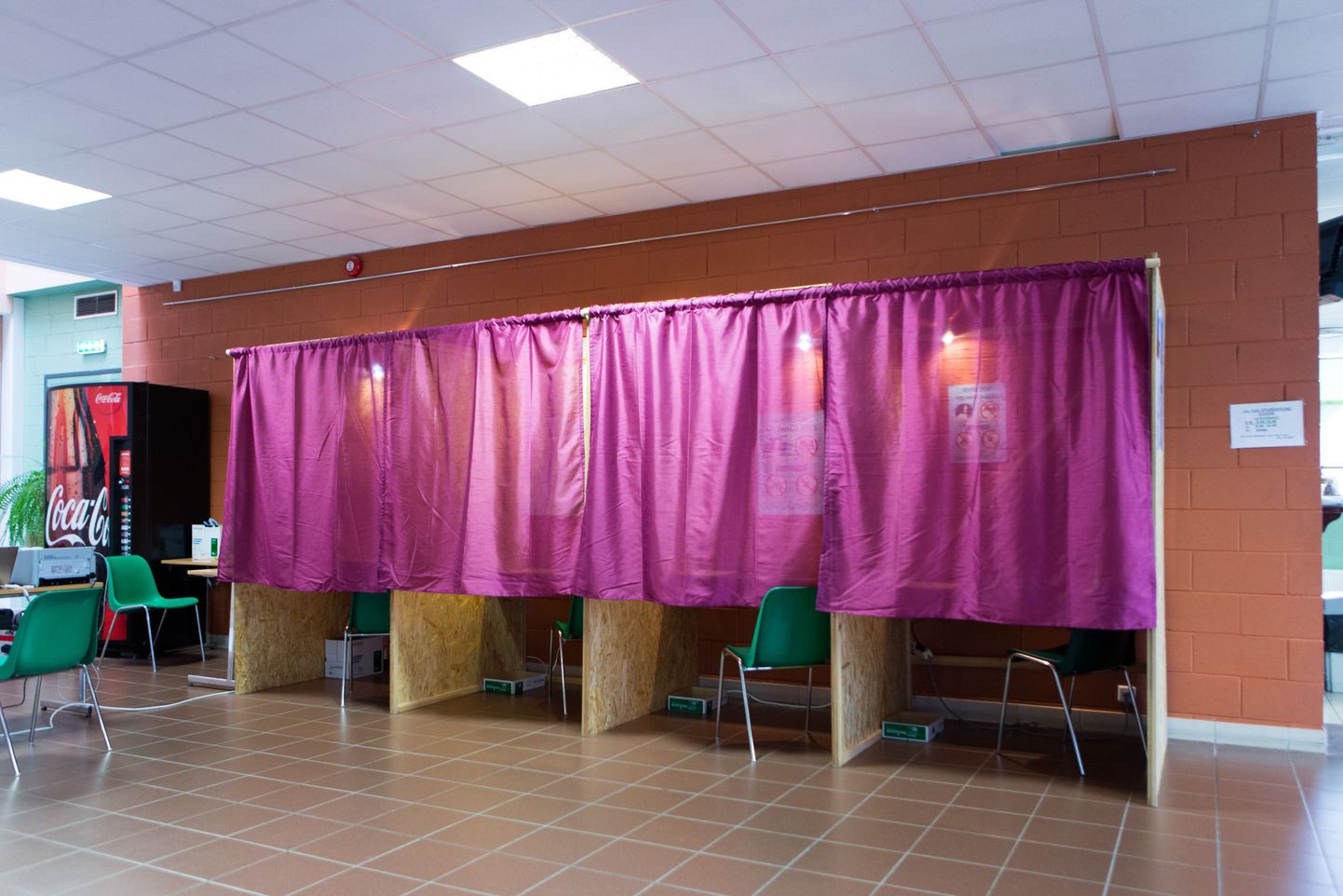 Местные выборы пройдут 15 октября.