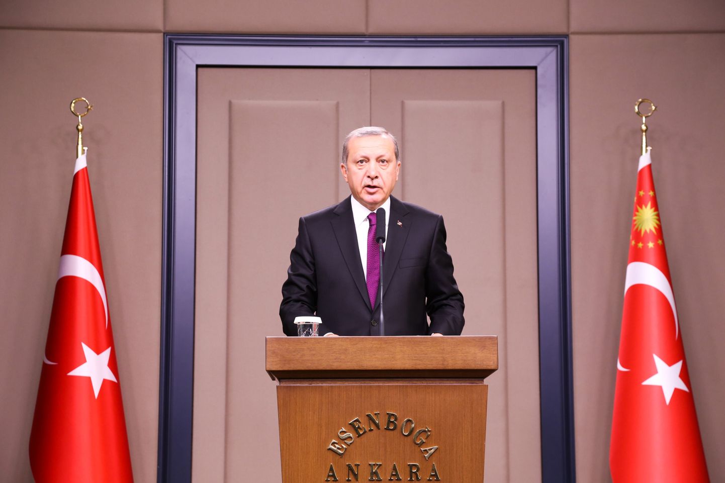 Türgi president Recep Tayyip Erdoğan pressikonverentsil enne Pekingisse suundumist.