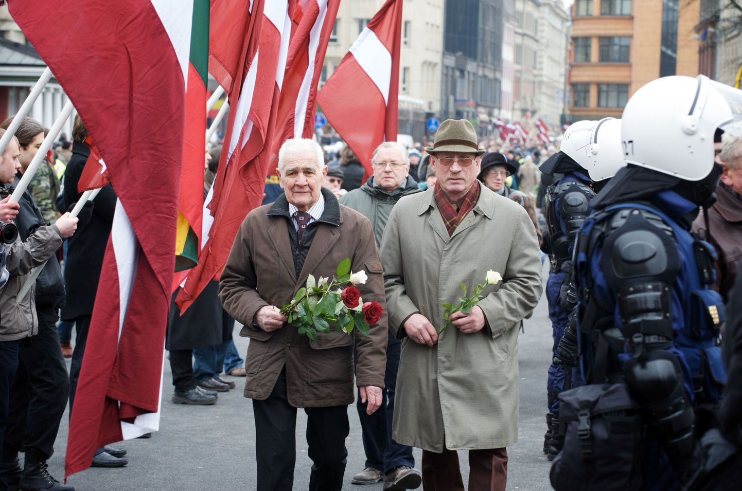 Шествие ветеранов Ваффен СС 16 марта 2009 года в Риге.