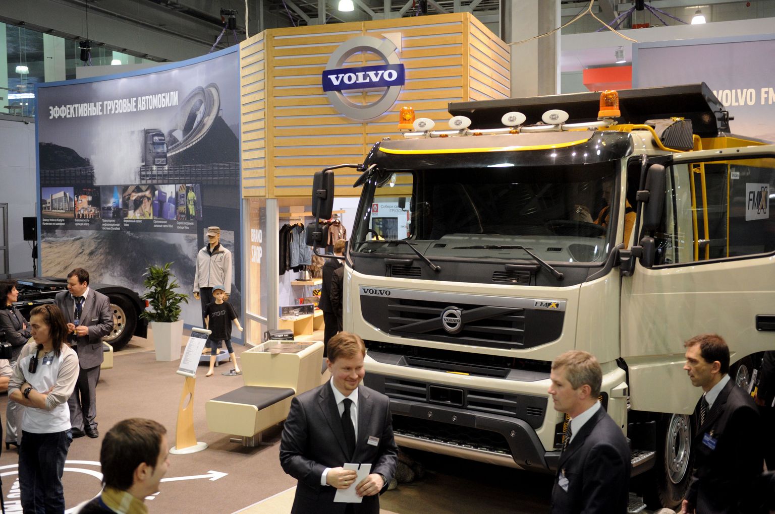 Volvo kutsub tagasi 77 000 veokit.