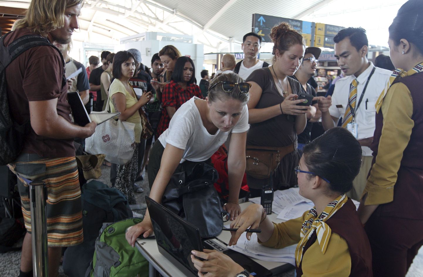 Reisjad ootamas oma lennu väljumist Ngurah Rai Rahvusvahelises lennujaamas Balil.
