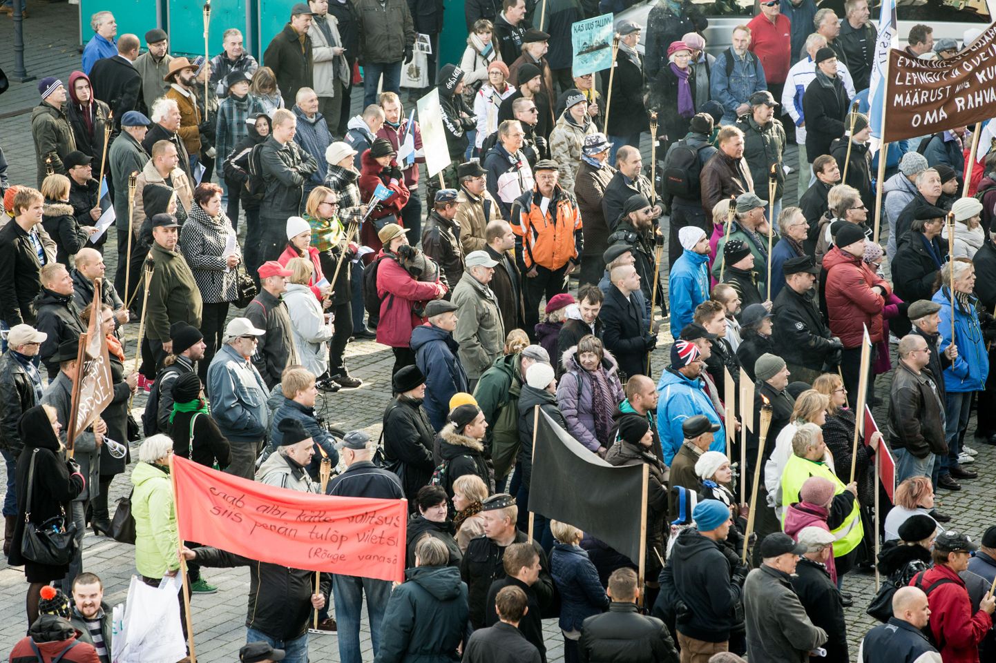 Митинг против приема беженцев на Тоомпеа.