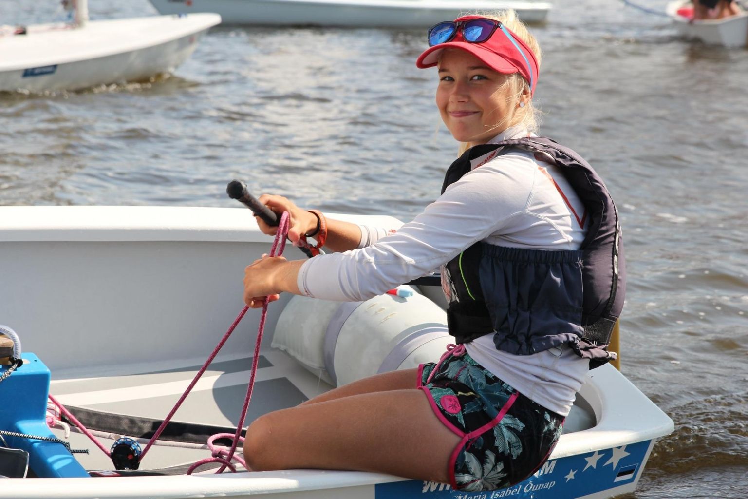 Mullu Zoom8 klassis maailmameistri tiitli võitnud Angeliina Maria Isabel Õunap võistles ka Optimist-klassis.