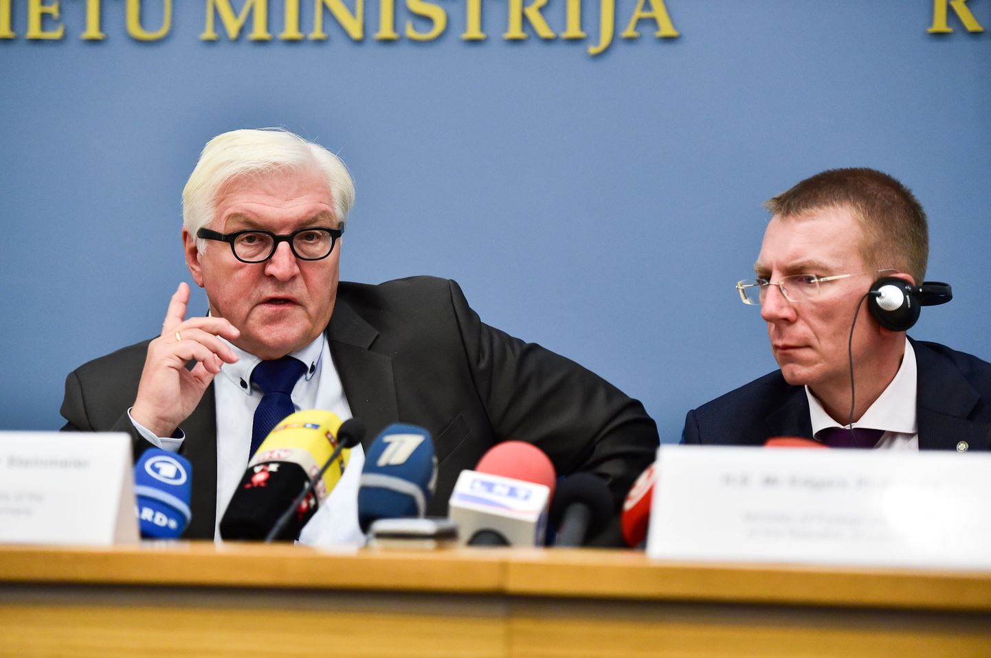 Saksa välisminister Frank-Walter Steinmeier ja Läti välisminister Edgars Rinkevics.