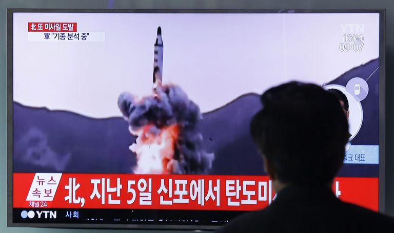 Teade Põhja-Korea raketikatsetusest Lõuna-Koreas Soulis teleekraanil. Foto: Ahn Young-joon/AP/SCNAPIX