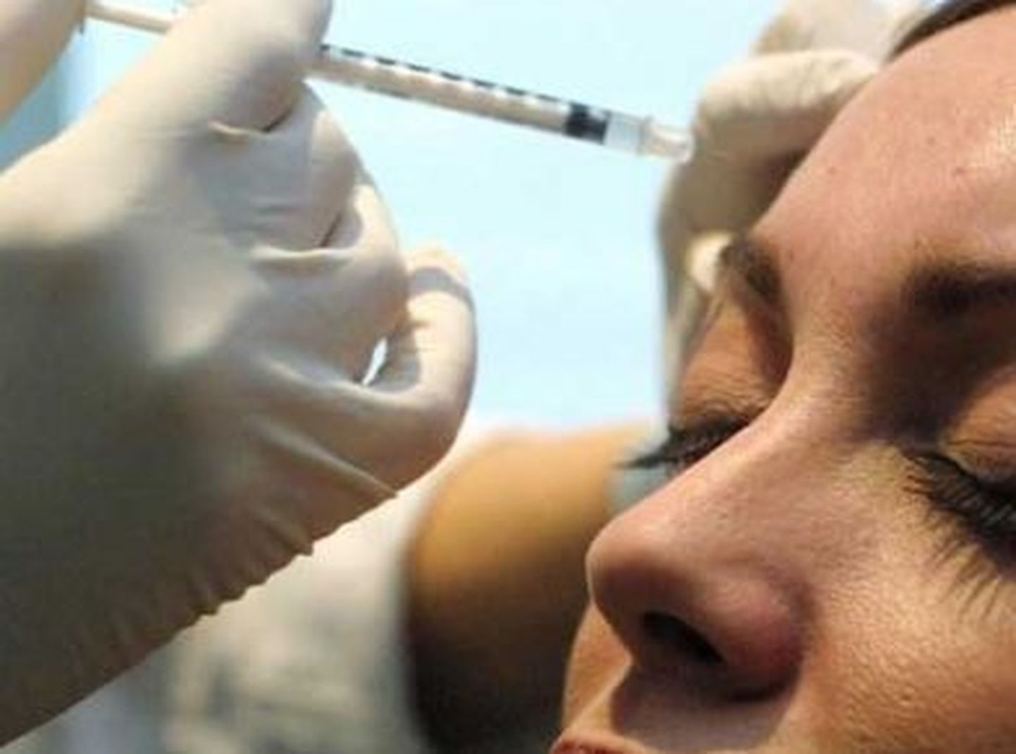 Teadlased hoiatasid Botoxi kõrvalmõjude eest