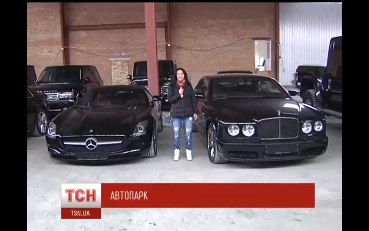 Ukraina presidendi Viktor Janukovõtši poja autod.