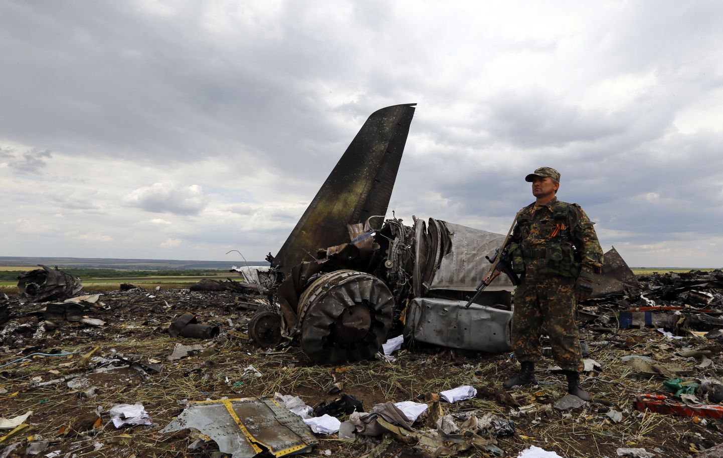 Место крушения украинского военно-транспортного самолета Ил-76.
