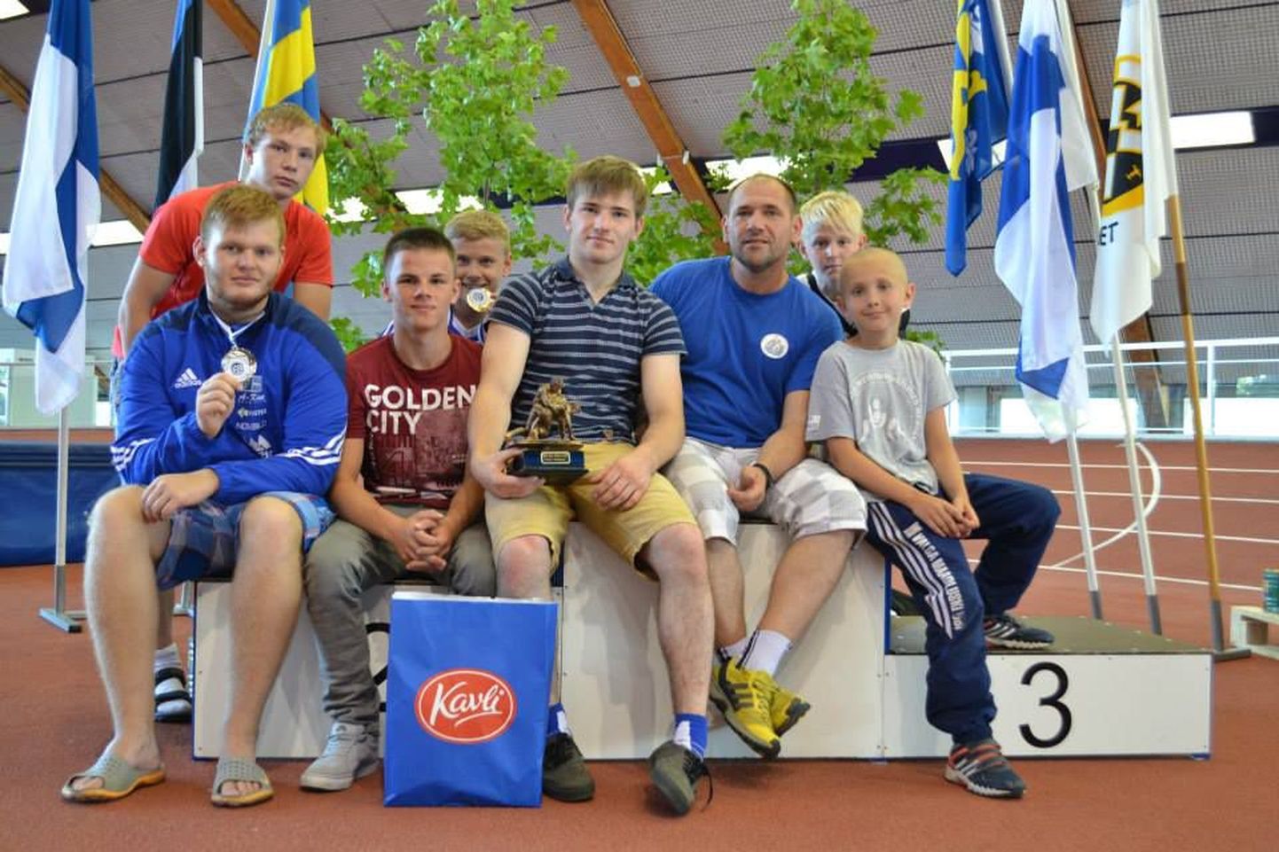 Valga maadlusklubi noormehed tulid pühapäeval Soomest tagasi tublide tulemustega.
