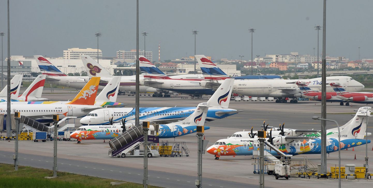 Lennukid ootavad Bangkoki lennuvälja vabastamist.