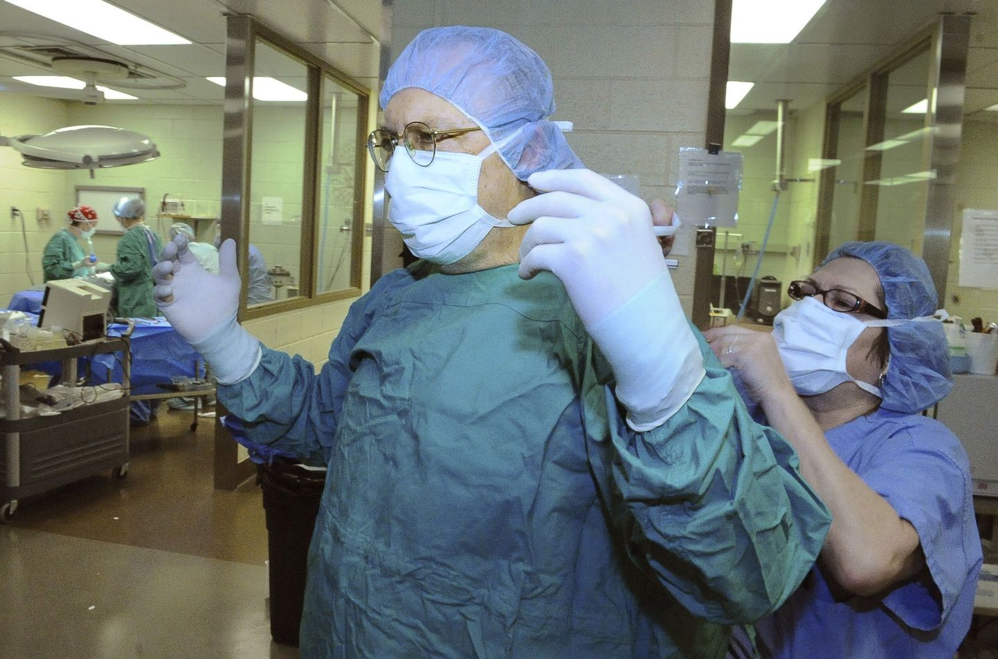 Kuulus kirurg seksis enne operatsiooni patsiendiga