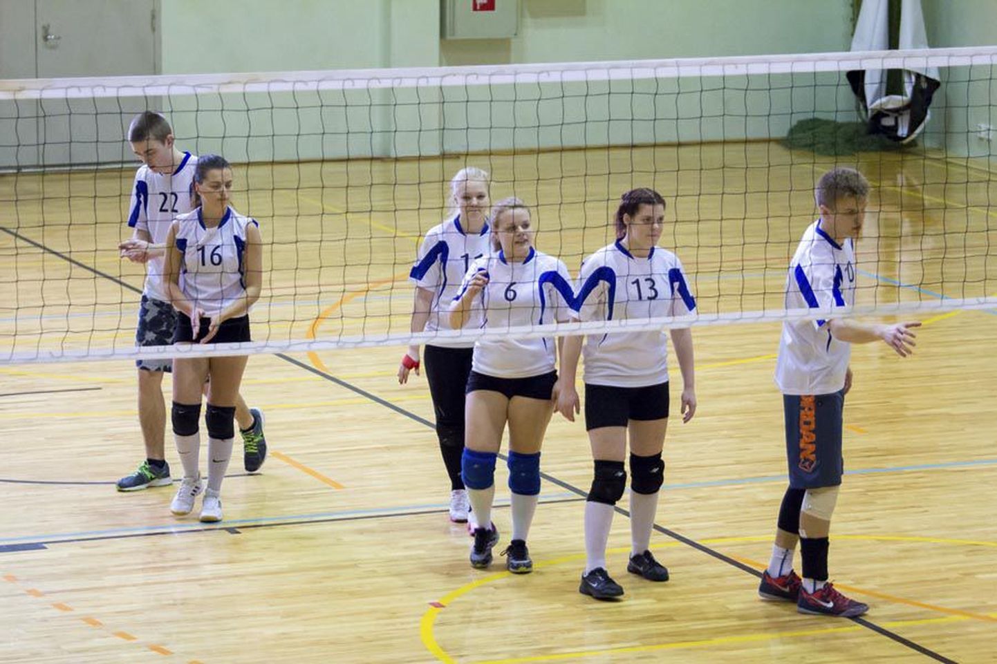 Kitzbergi kooli harrastusvõrkpallurid võidutsesid Viljandis noorteturniiril «Sadolin Cup».