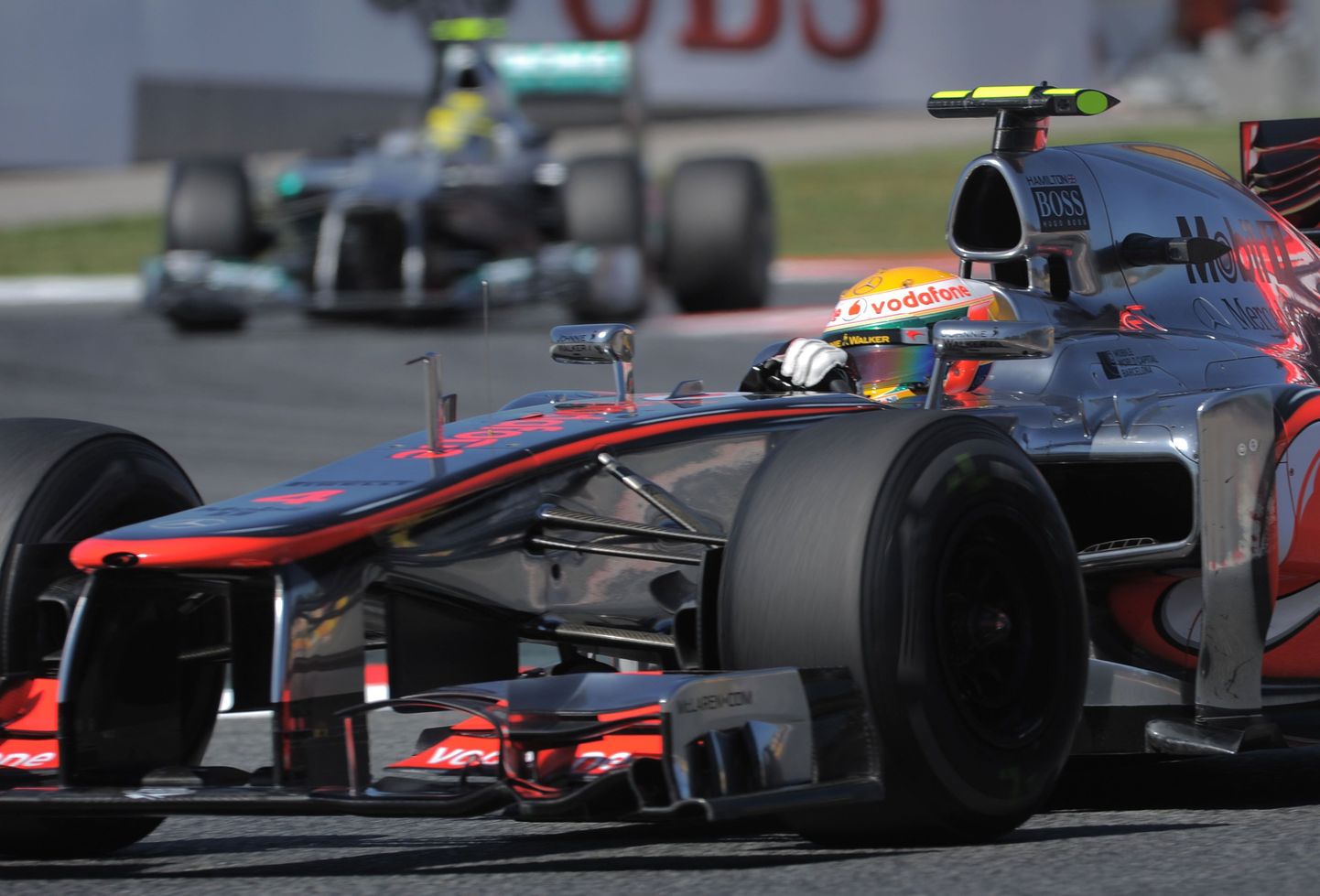 Lewis Hamiltoni uue ninaosaga McLaren Hispaania etapil.