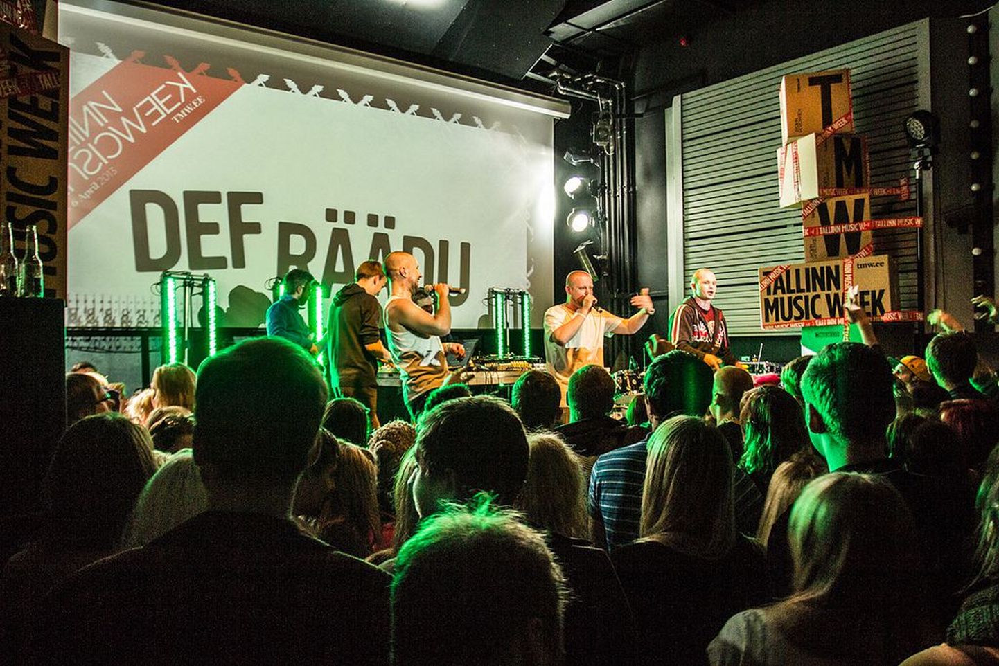 Def Räädu Massive esinemas Tallinn Music Weekil 2013. aastal.