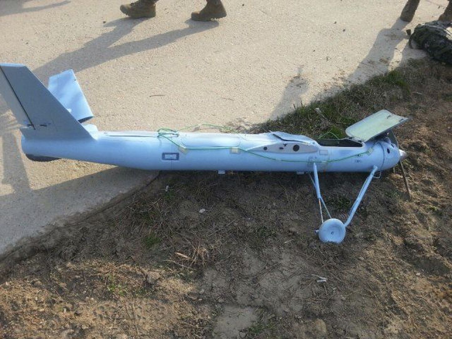 Baengnyeongi saare lähedalt leitud algeline droon.