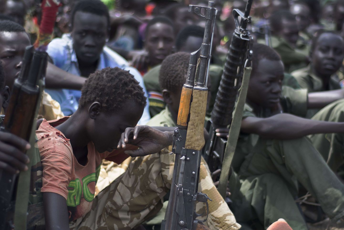 Lapssõdurid Aafrikas.