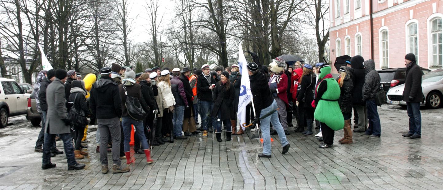 Tudengite meeleavaldus Toompeal 12. jaanuaril 2012.