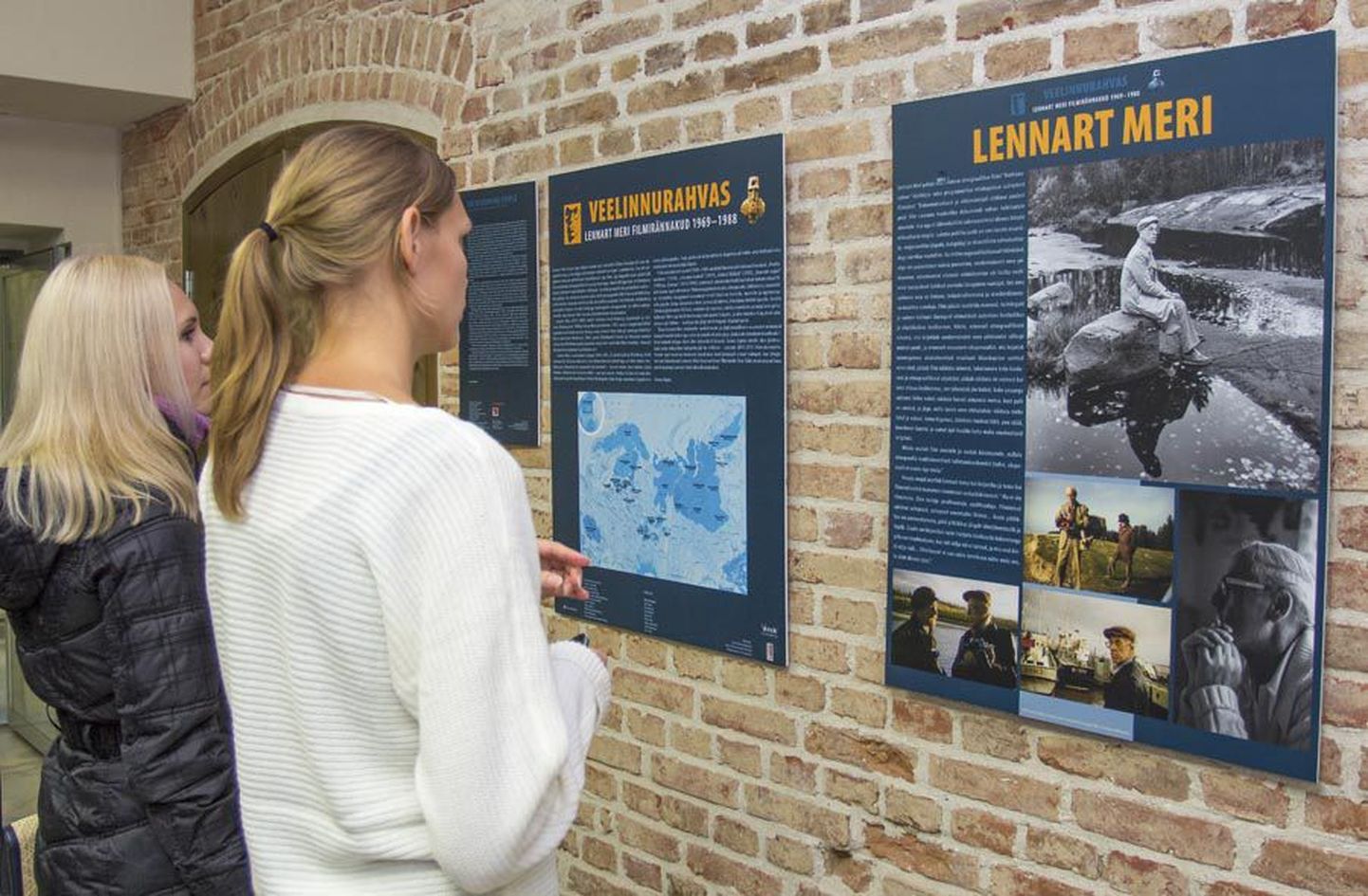 Näitust Lennart Meri filmirännakutest saab pärimusmuusika aidas näha 3. novembrini.