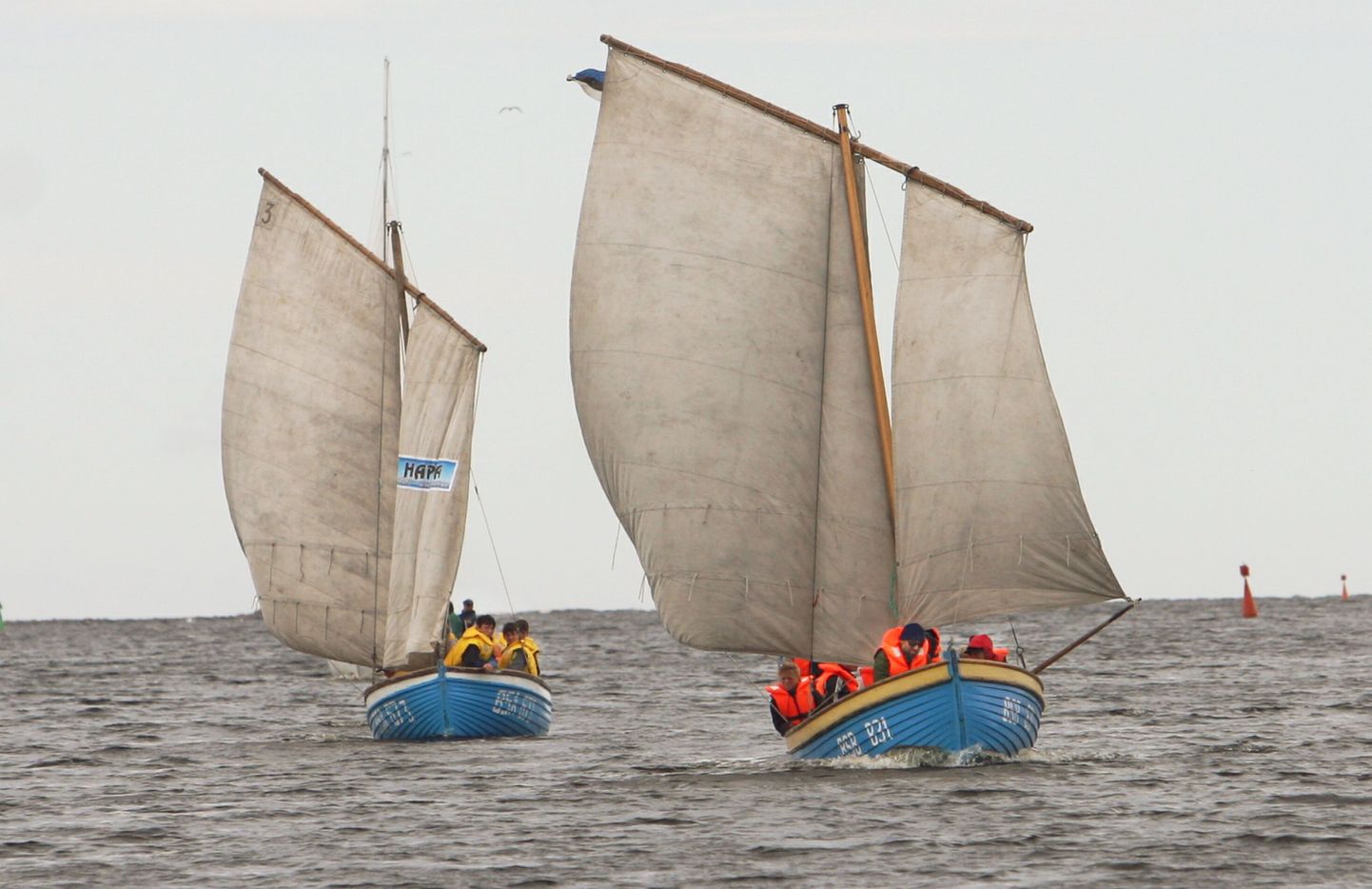 Narva noorte meremeeste ümber Eesti reis jaaladega.