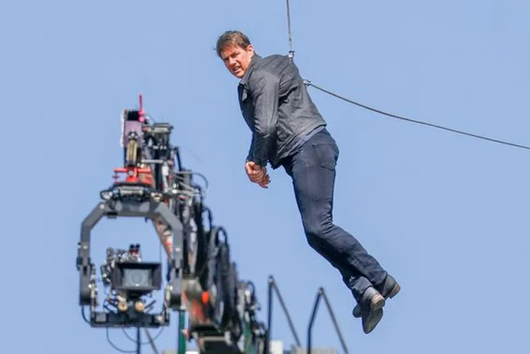 Tom Cruise