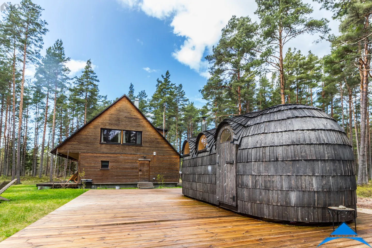 Lääne-Harjumaal on müüa palkmaja.