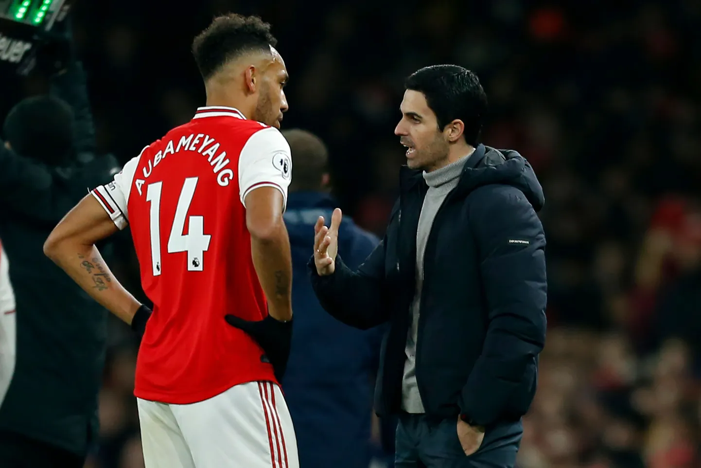 Londoni Arsenali ründaja Pierre-Emerick Aubameyang (vasakul) ja peatreener Mikel Arteta.