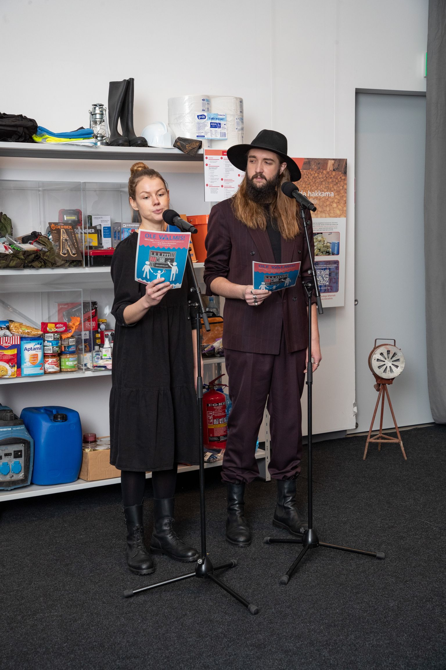 Päästeameti ja Naiskodukaitse ühisel eestvedamisel kogutud lood, fotod ja esemed on koos Paide Teatri näitlejate esitatud videolugudega külastajatele avatud 5. märtsini.