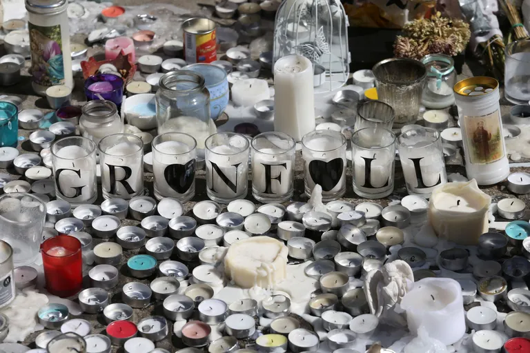 Grenfell Toweri ohvrite mälestamine Londonis sündmuskoha lähedal. Fotod: REUTERS/Marko Djurica /Scanpix