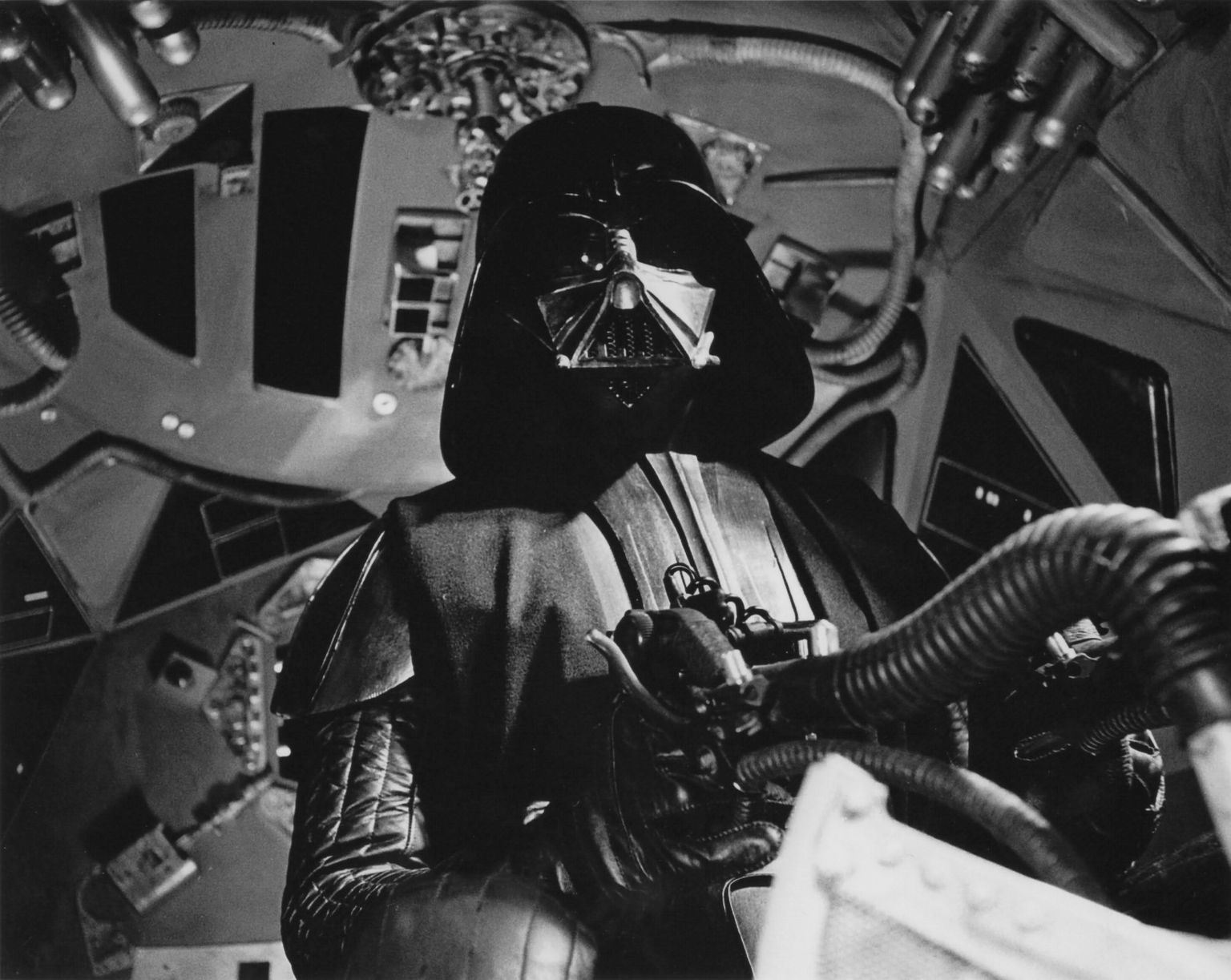 Darth Vaderi osatäitja David Prowse. Pilt on illustratiivne.