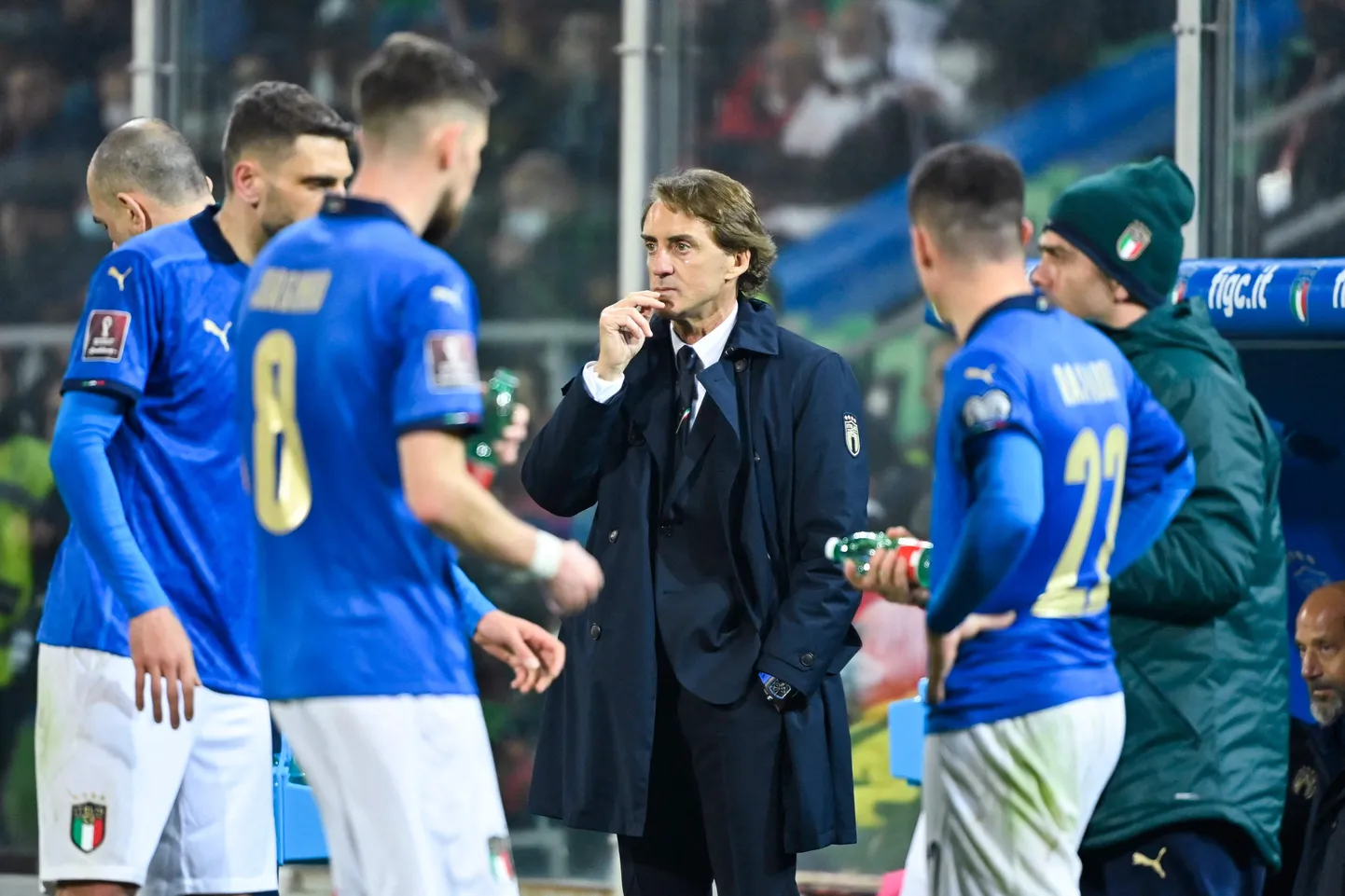 Roberto Mancini (keskel).