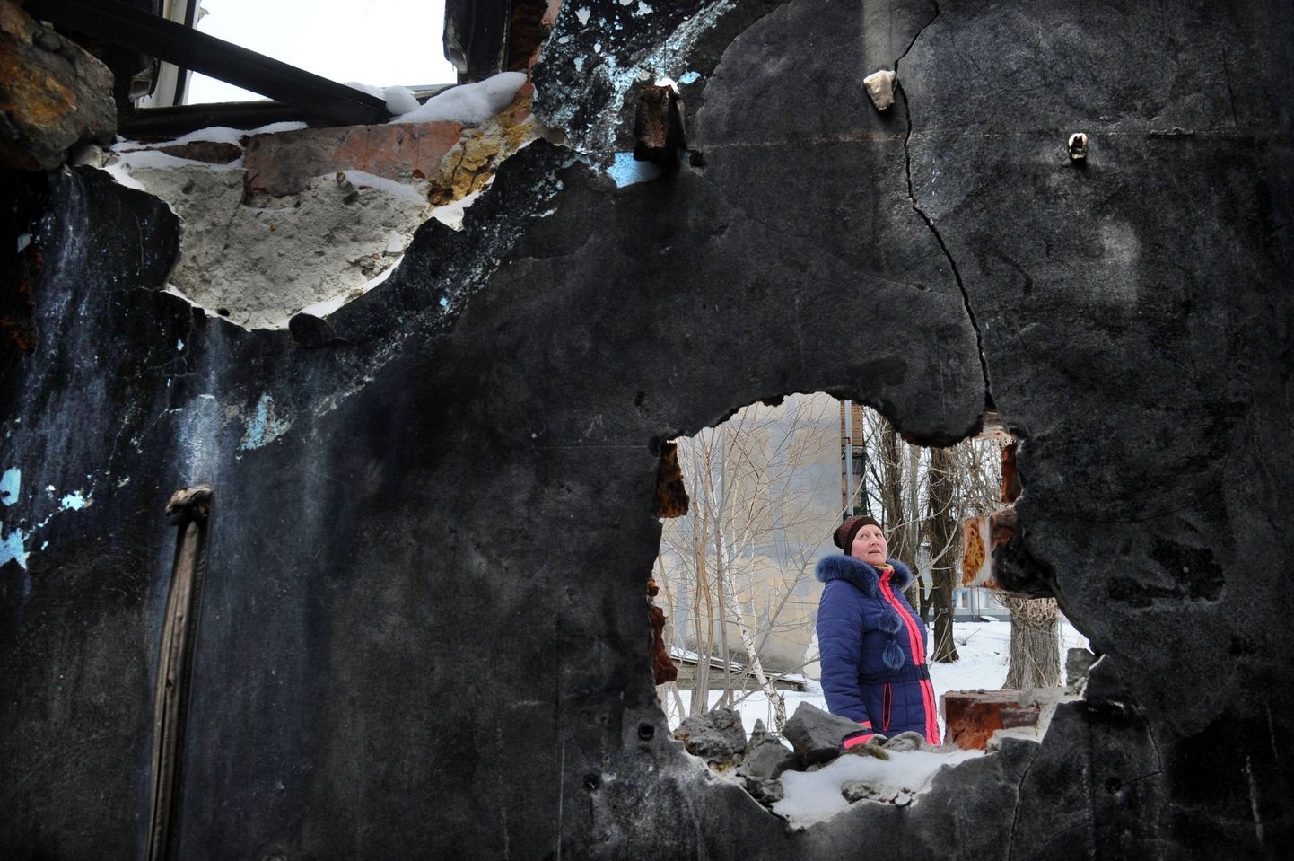 Mürsuaugud okupeeritud Donetski tänavatel.