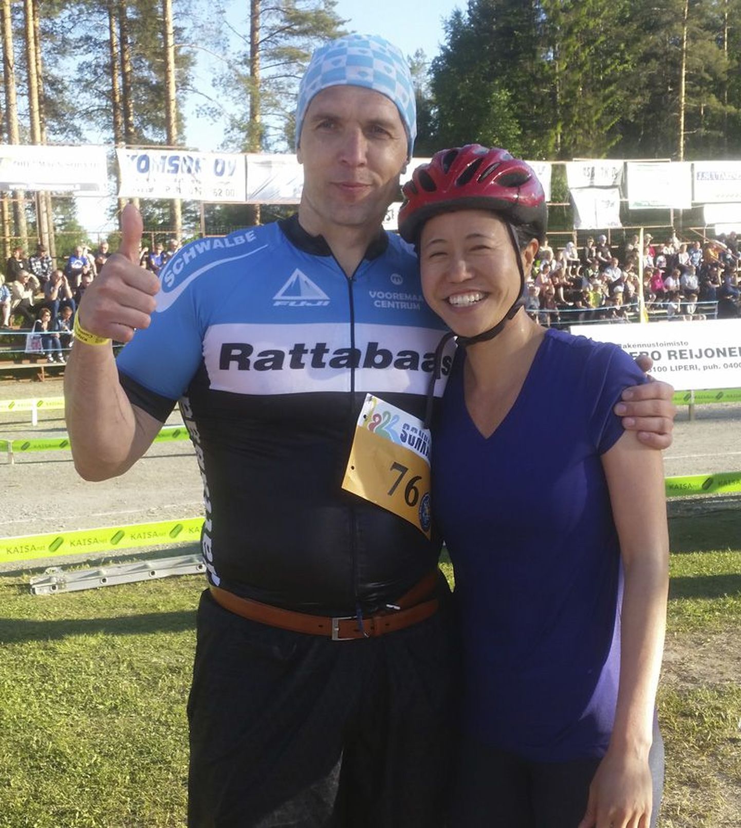 Indrek Kesküla ja Elaine Chen Soomes naisekandmise maailmameistrivõistlustel.