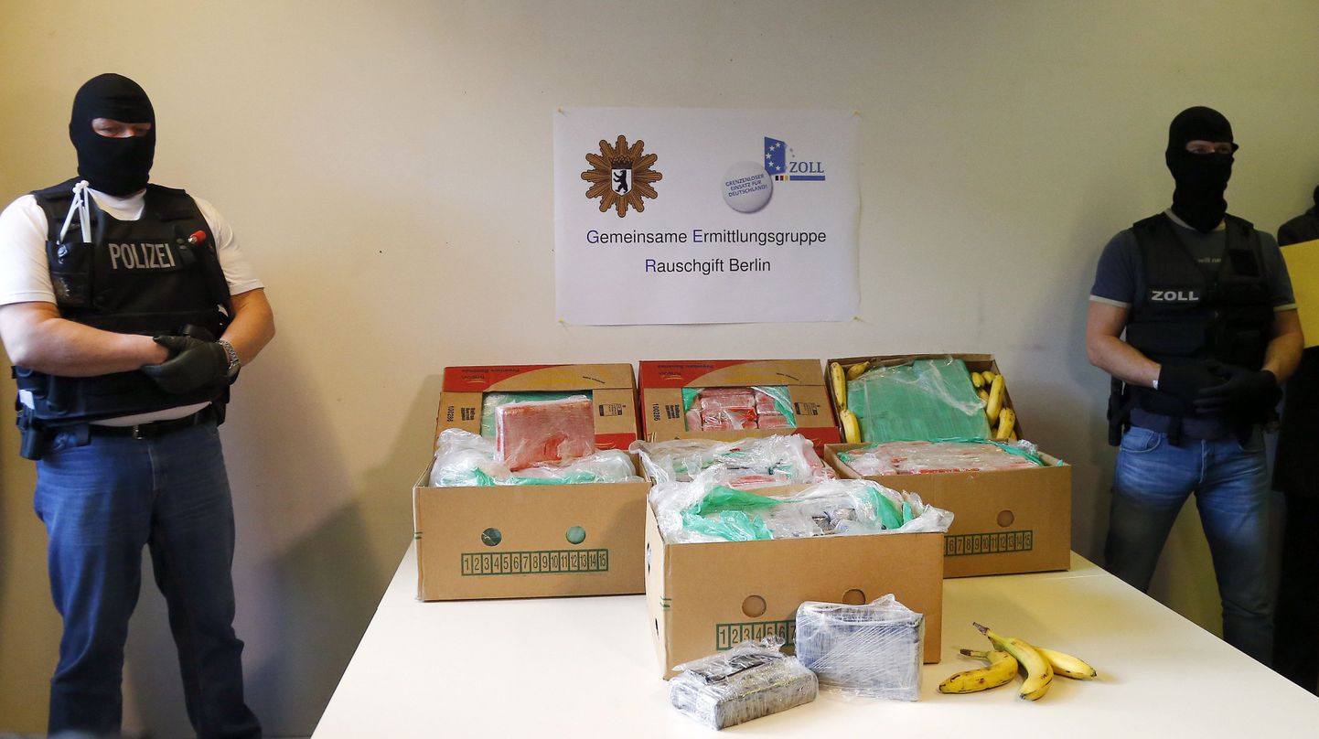 Saksa politseinikud ja tollitöötajad leidsid banaanikastidest 140 kilogrammi kokaiiini mullu jaanuaris.