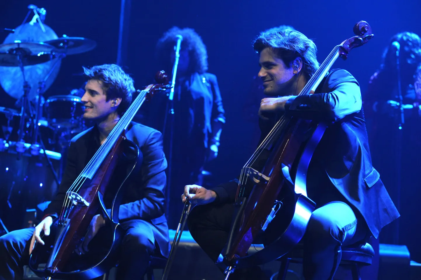 Noored tšellistid Luka Sulic ja Stiepan Hauser, tuntud kui 2CELLOS
