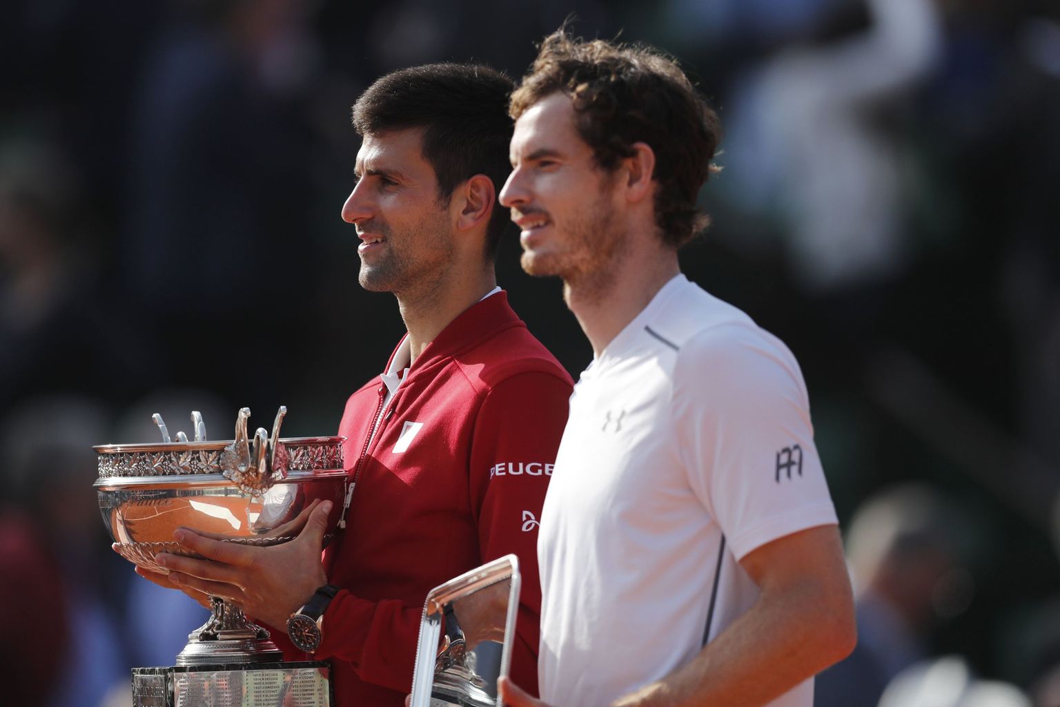 Novak Djokovic ja Andy Murray: maailma kaks paremat meestennisisti võitlevad esireketi staatuse pärast.