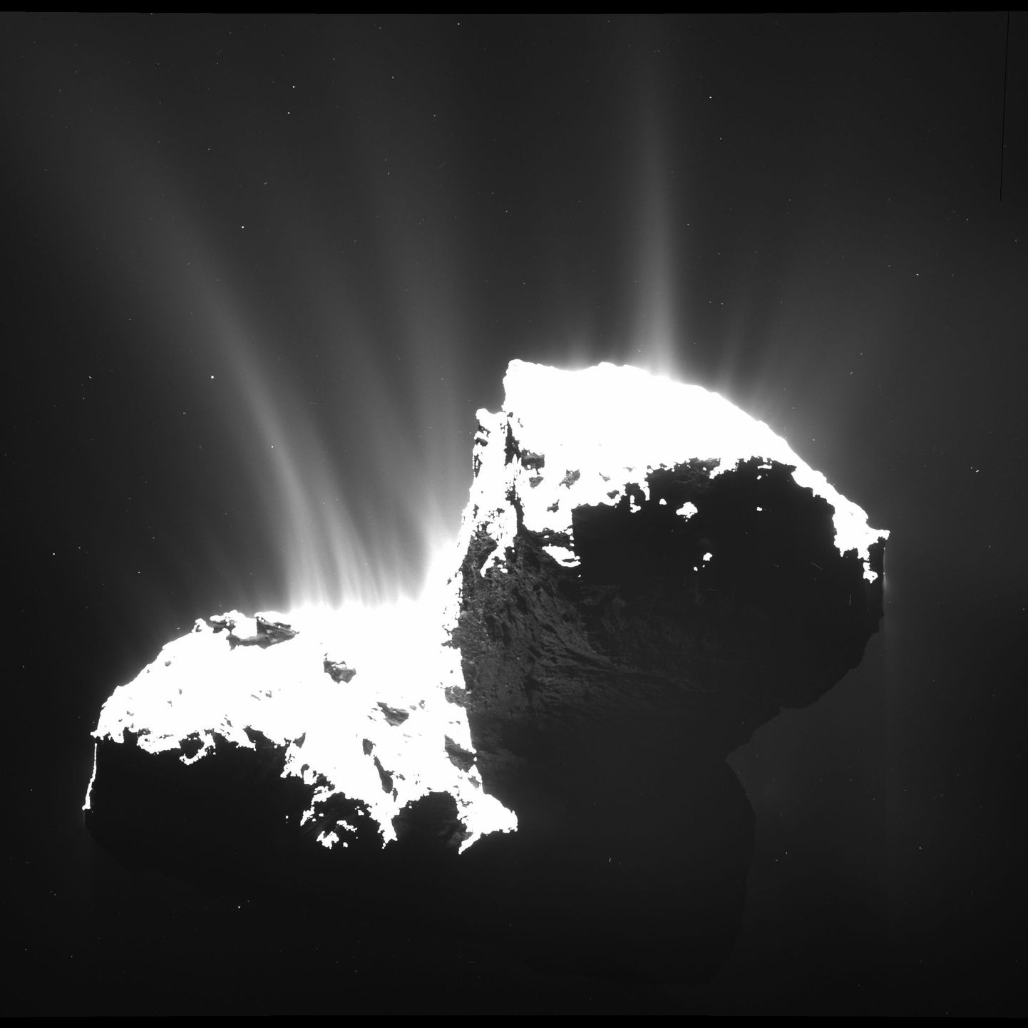 ESA avaldatud foto komeedist 67P/Tšurjumovi-Gerassimenko