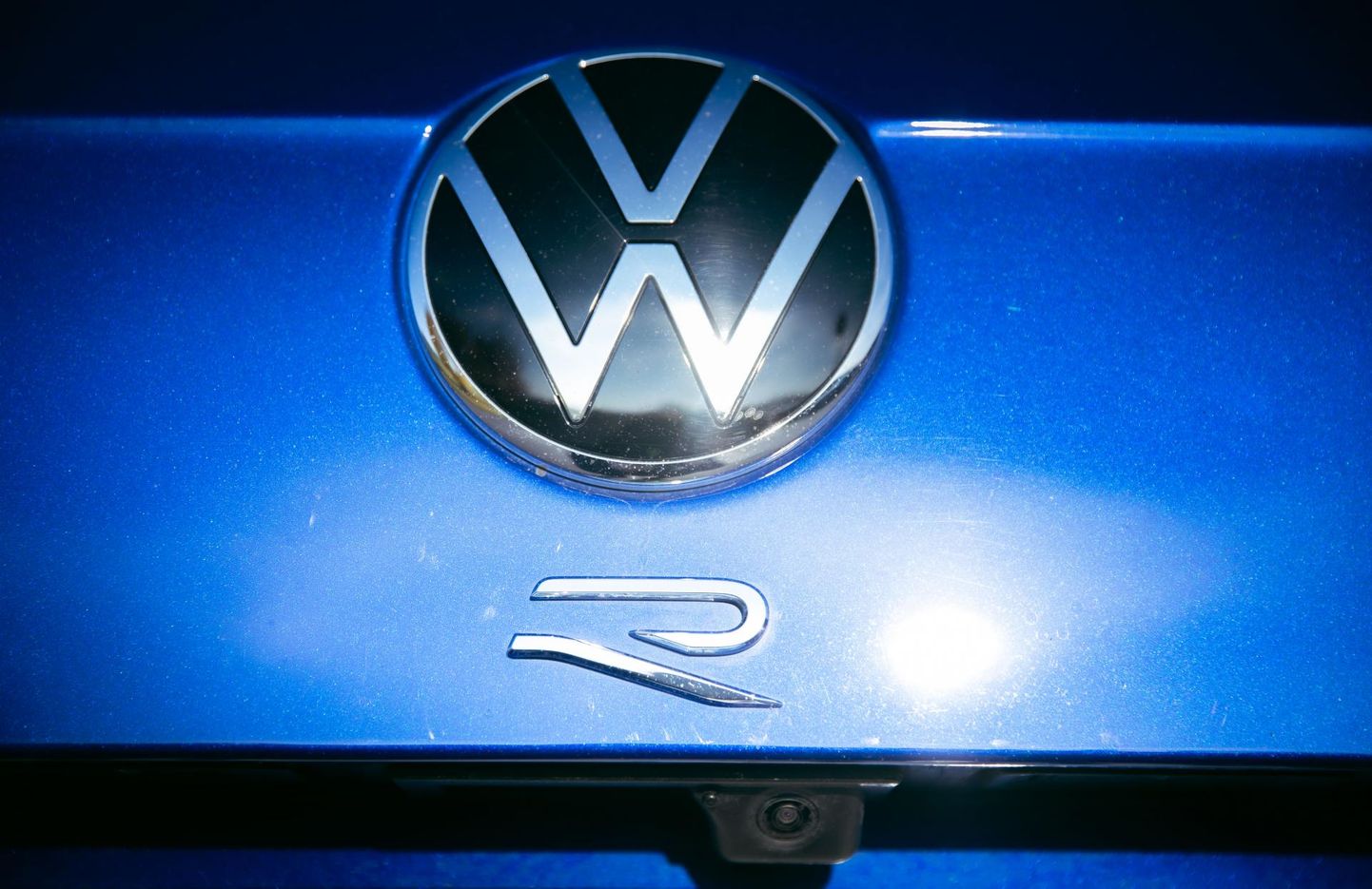 Linnamaastur Volkswagen Tiguan R.